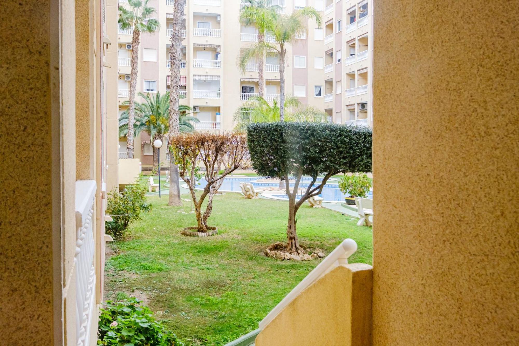 Catherine Bilbao Torrevieja Extérieur photo